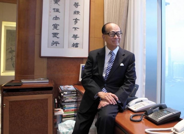 首富李嘉誠(chéng)的辦公室不奢華，但＊＊經(jīng)典