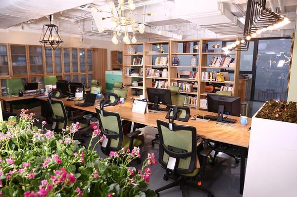 傳媒公司辦公室獨(dú)有的魅力、氣質(zhì)