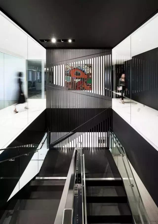 只有黑、白、灰三種顏色的辦公室？——極簡主義的設(shè)計(jì)哲學(xué)