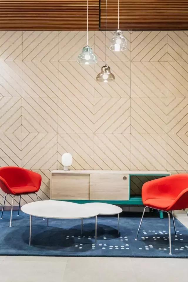 既有感官愉悅，又能體現(xiàn)品牌價(jià)值，我就服可口可樂的辦公室設(shè)計(jì)！