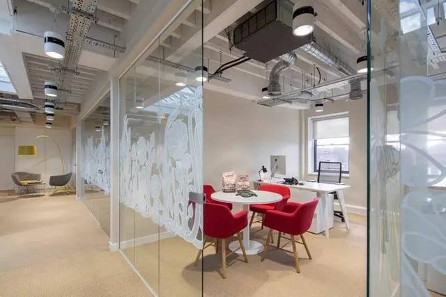 150億市場(chǎng)潛力，辦公室裝修也要開(kāi)始考慮狗狗的感受了