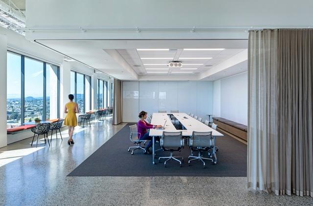 樂享純凈藍(lán)天白云之境！在Gensler設(shè)計(jì)公司辦公室工作倍兒精神