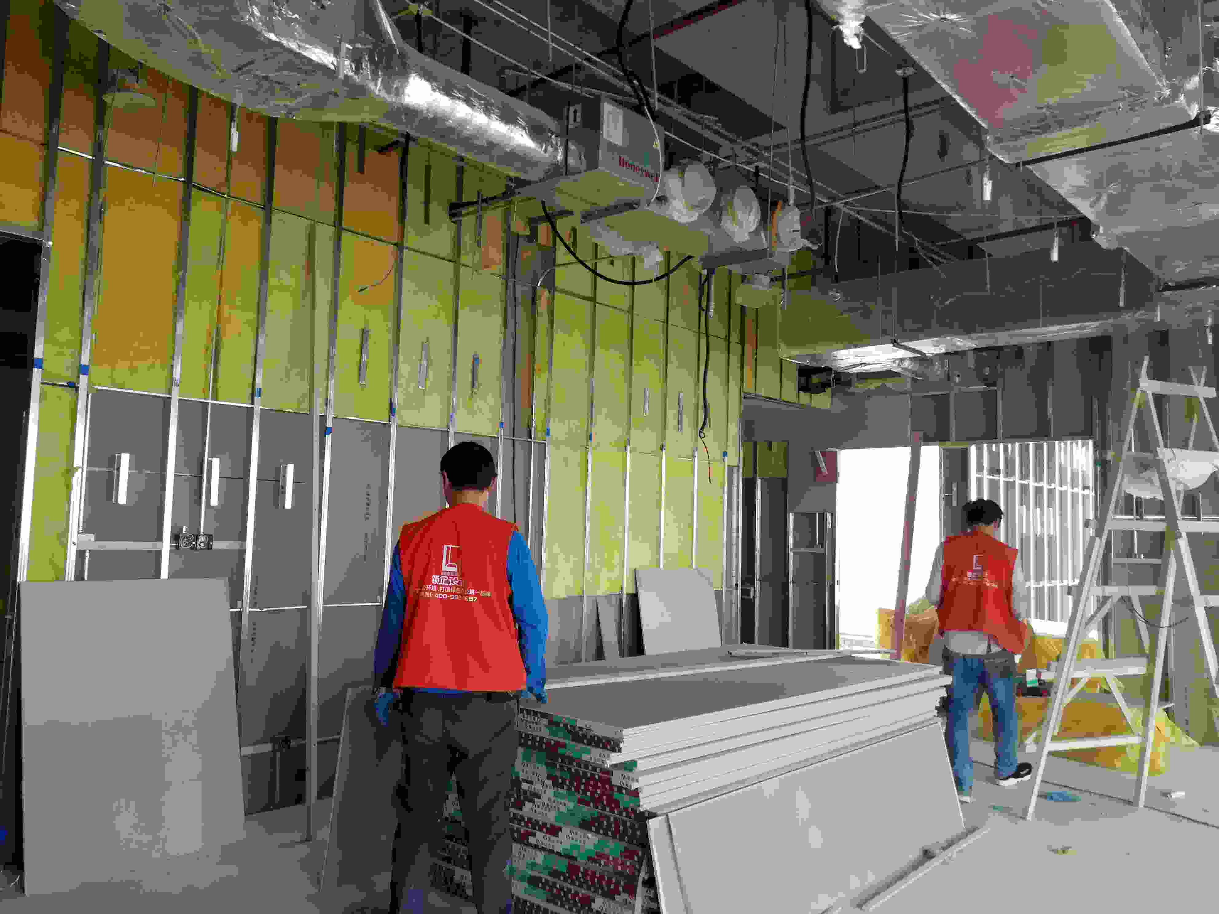 300平米的辦公室裝修花費(fèi)主要是花在什么地方？